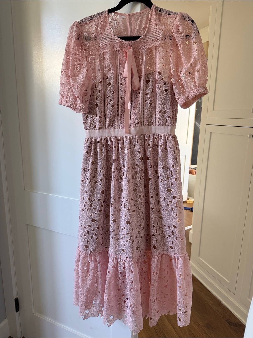 Self-Portrait women’s pink lace dress size 6